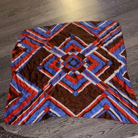 Vintage silk Geometric Multicolor scarf - Picture 3 of 10